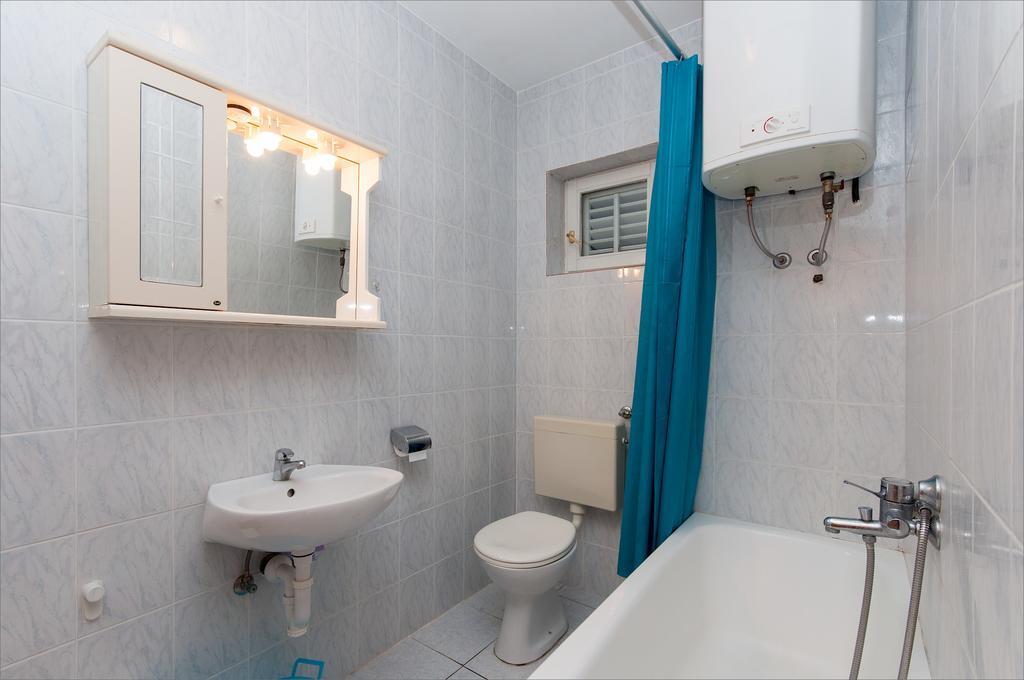 Barbat na RabuMaslinov Hladアパートメント 部屋 写真